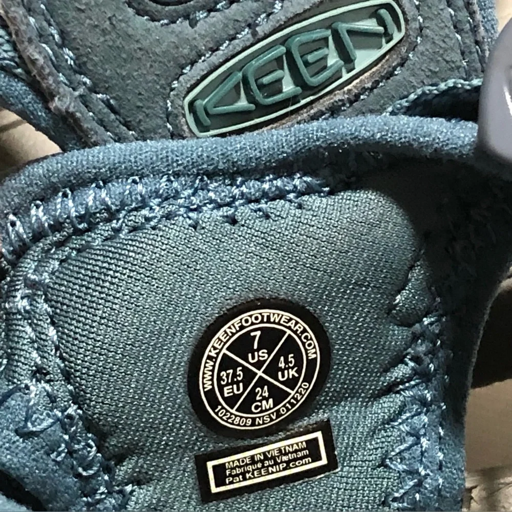 Keen Women's Whisper Blue Sandals - Picture 8 of 10